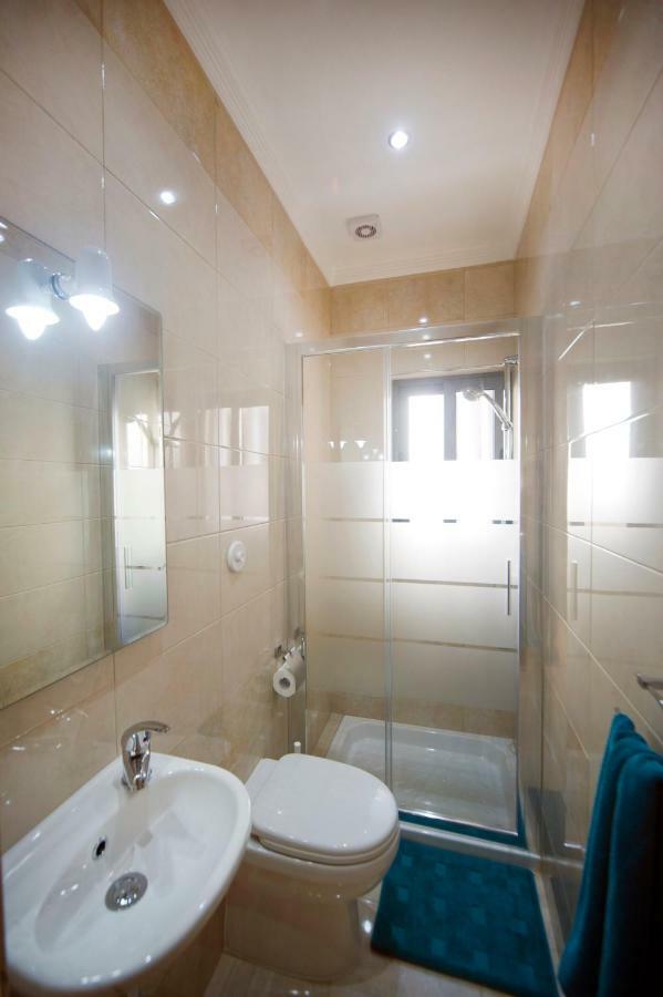 Sliema Duplex 1 Bedroom Apartment With 2 Bathrooms- Sleep 4 Экстерьер фото